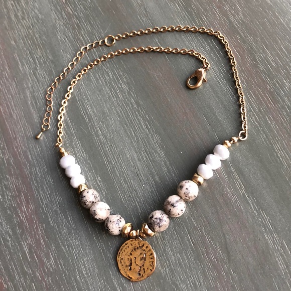 Jewelry - Coin beaded necklace